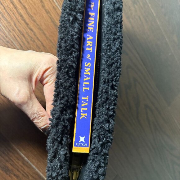 Banana Republic Vintage Black Persian Lamb Muff - Picture 3 of 5